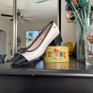 Womens Cap Toe Ballet Flats Bow Pointed Toe Slip On